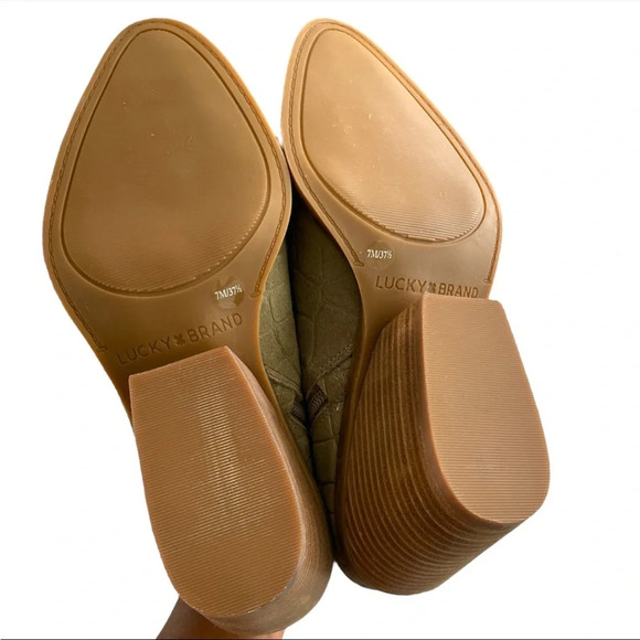 NEW Lucky Brand Saucie Boots Embossed Croc Suede Ankle Booties Size 7 NWOB - Picture 7 of 7